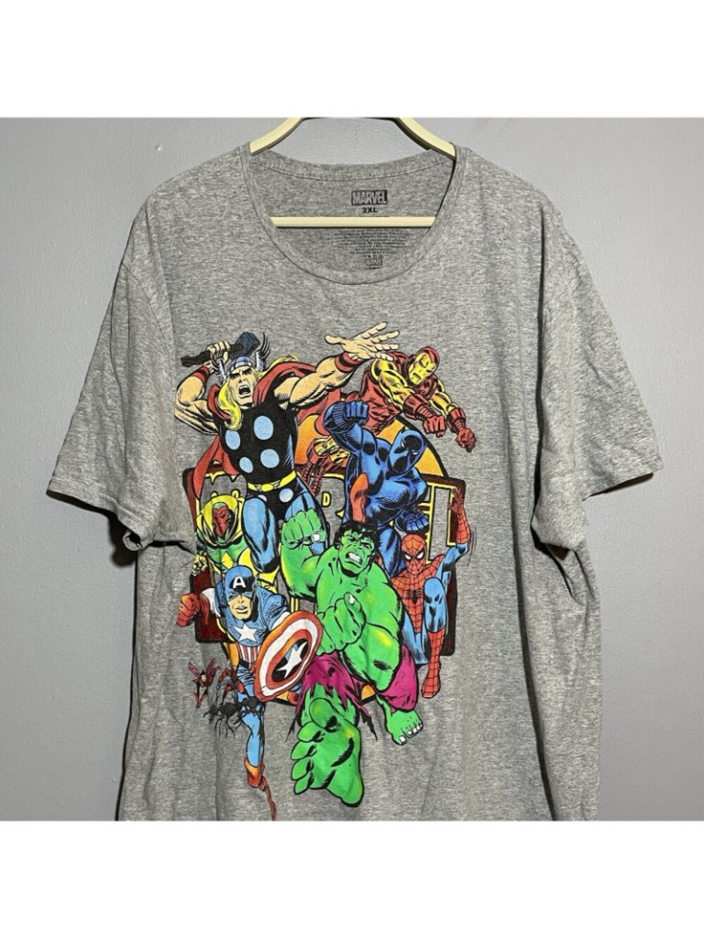 Marvel Superheroes Movie TShirt Men Size 2XL Main Character Fandom Graphic Nerdy - Picture 10 of 10